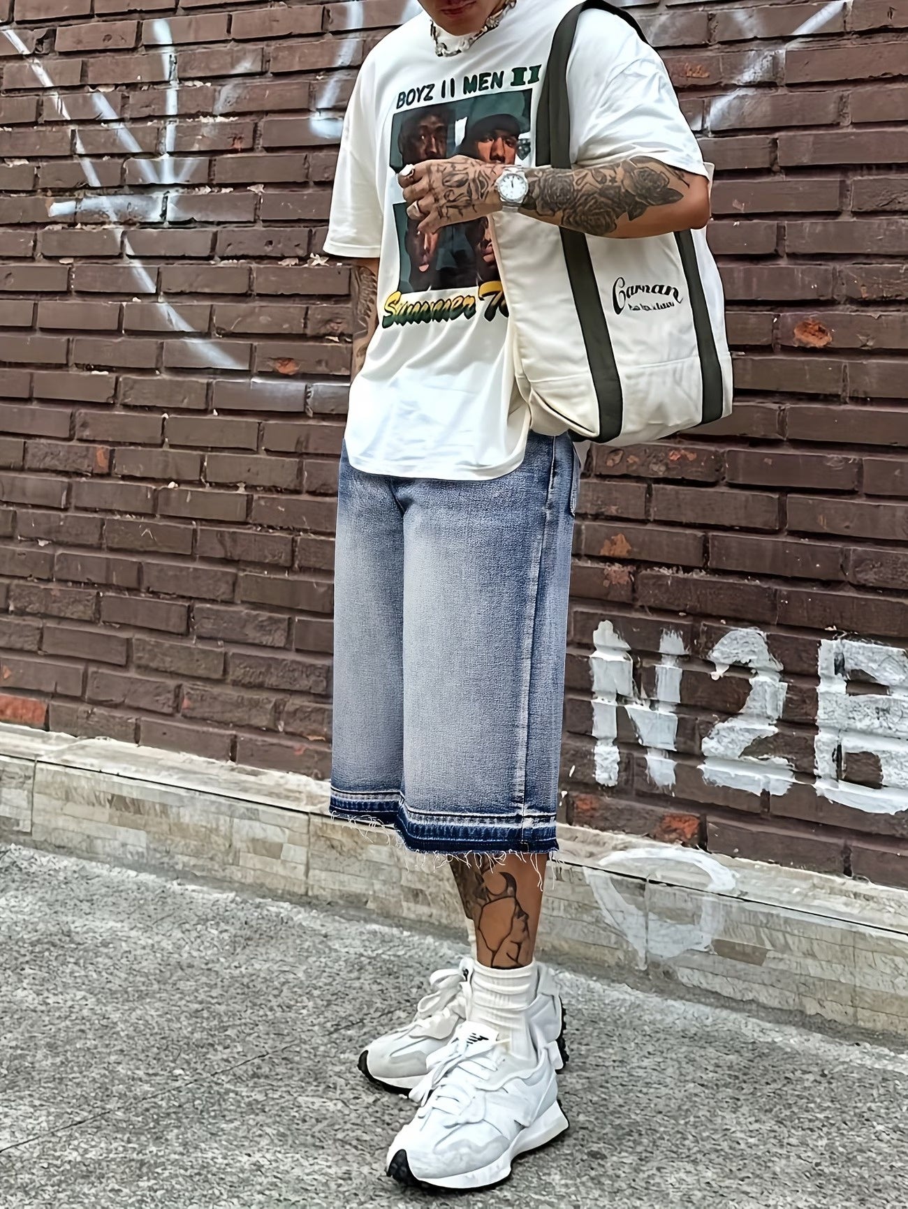 Herrshorts med fransad fåll